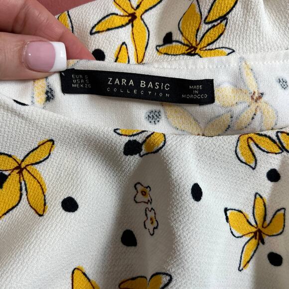 Zara White & Yellow Floral Print Ruffle Tank Size Small - Picture 2 of 4